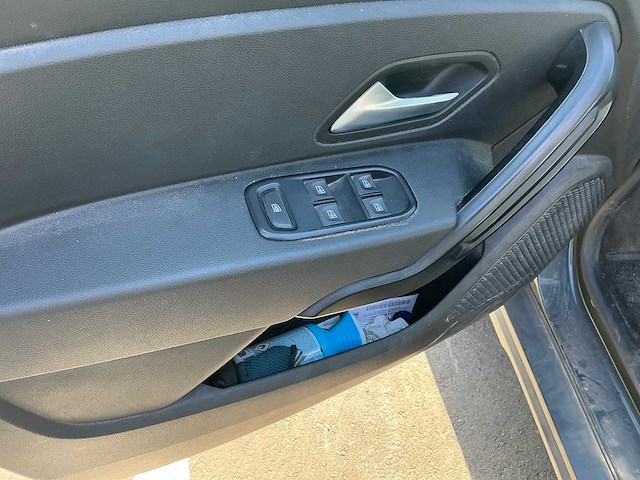 Dacia duster personenauto - afbeelding 7 van  15