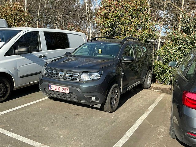 Dacia duster personenauto - afbeelding 1 van  15