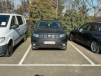Dacia duster personenauto - afbeelding 11 van  15