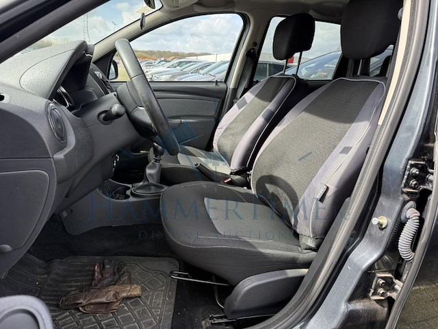 Dacia duster phase 2 1 2 tce 4x2 saga, 2017 - afbeelding 24 van  25