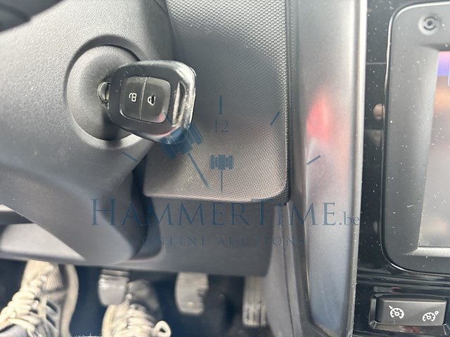 Dacia duster phase 2 1.2 tce 4x2 black shadow, 2017 - afbeelding 10 van  30