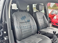 Dacia duster phase 2 1.2 tce 4x2 black shadow, 2017 - afbeelding 18 van  30
