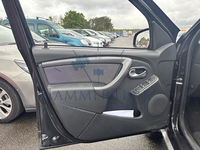 Dacia duster phase 2 1.2 tce 4x2 black shadow, 2017 - afbeelding 30 van  30