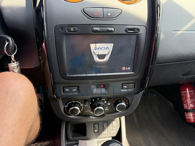 Dacia duster phase 2 1.2 tce 4x2 explorer, 2017 - afbeelding 3 van  27