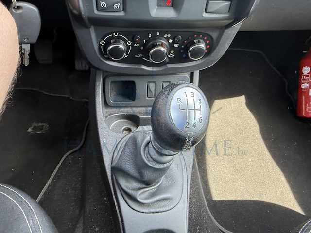 Dacia duster phase 2 1.5 dci 4x2 anniversary, 2015 - afbeelding 3 van  32