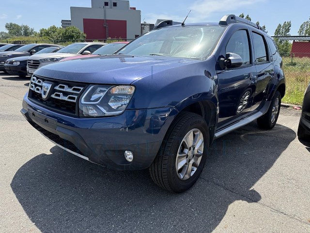 Dacia duster phase 2 1.5 dci 4x2 anniversary, 2015 - afbeelding 1 van  32
