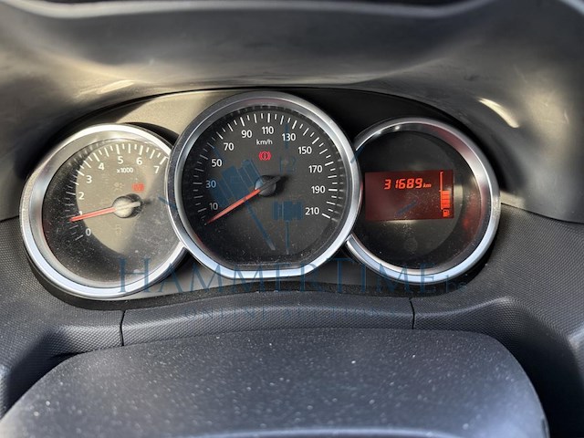 Dacia duster phase 2 1.6i 4x2 laureate, 2015 - afbeelding 3 van  27