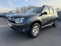 Dacia duster phase 2 1.6i 4x2 laureate, 2015 - afbeelding 1 van  27