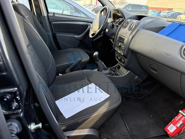 Dacia duster phase 2 1.6i 4x2 laureate, 2015 - afbeelding 15 van  27