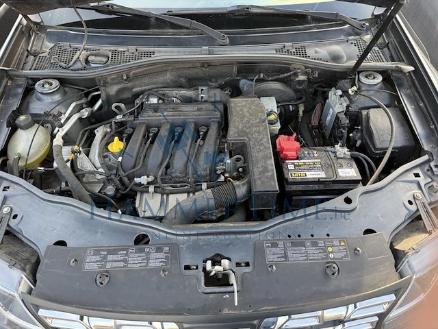 Dacia duster phase 2 1.6i 4x2 laureate, 2015 - afbeelding 17 van  27