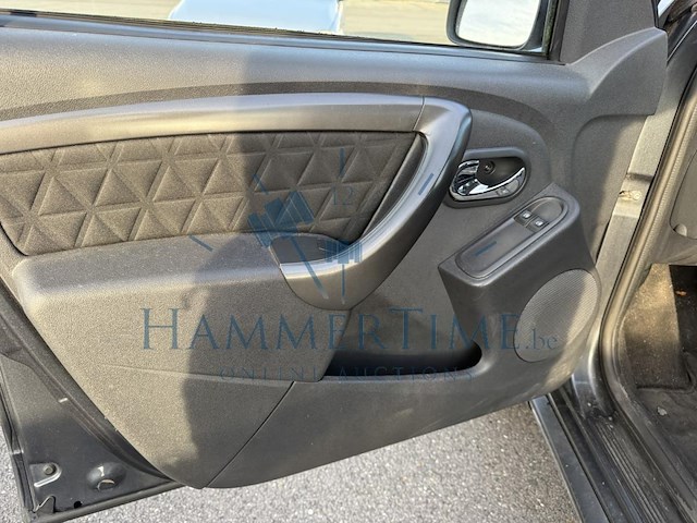 Dacia duster phase 2 1.6i 4x2 laureate, 2015 - afbeelding 25 van  27