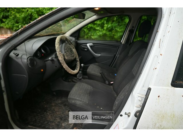 Dacia duster stationwagen - afbeelding 9 van  18