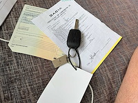 Dacia jogger personenauto - afbeelding 2 van  8