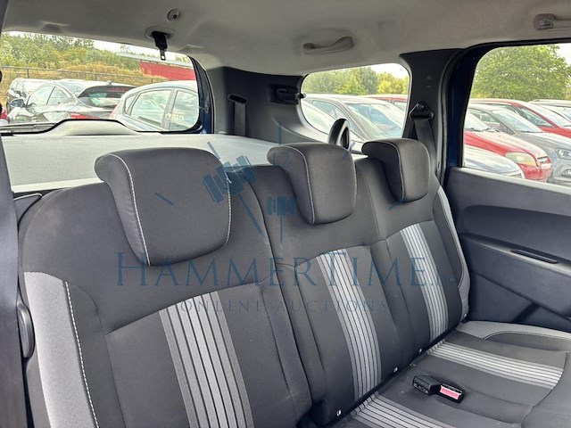Dacia lodgy stepway 1.6i sce urban explorer 7pl. (eu6.2), 2018 - afbeelding 17 van  34
