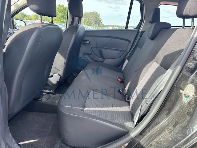 Dacia logan mcv 1 2i ambiance, 2016 - afbeelding 11 van  34