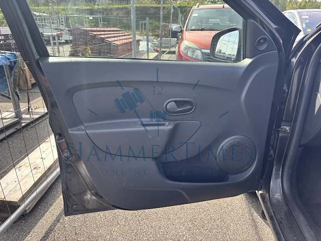 Dacia logan mcv 1 2i ambiance, 2016 - afbeelding 33 van  34
