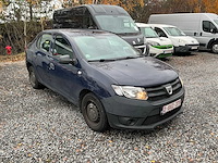 Dacia logan personenauto - afbeelding 10 van  16