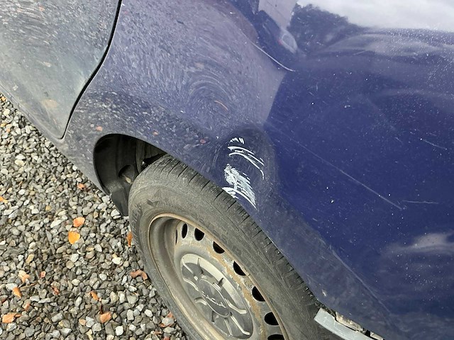 Dacia logan personenauto - afbeelding 16 van  16