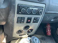 Dacia logan personenauto - afbeelding 1 van  9