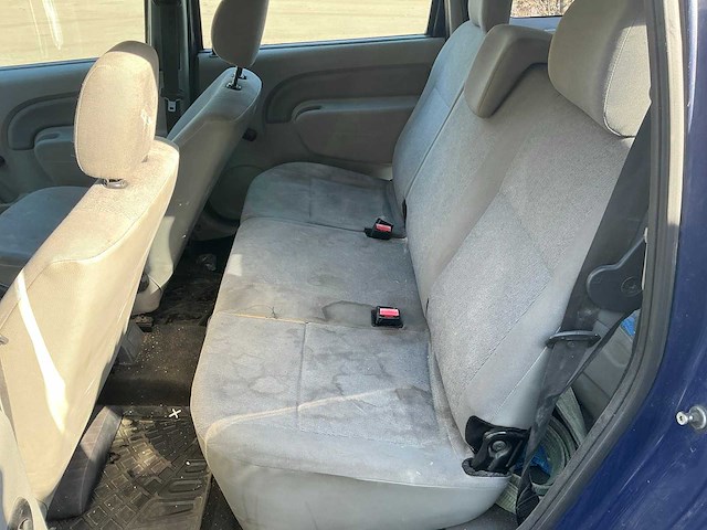 Dacia logan personenauto - afbeelding 9 van  9