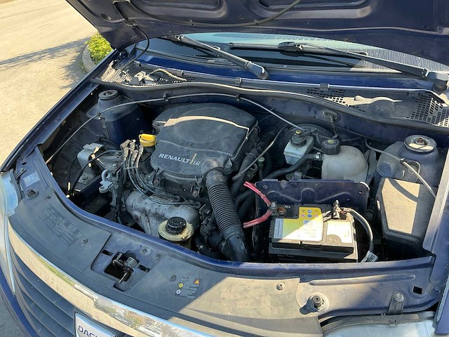 Dacia logan personenauto - afbeelding 6 van  15