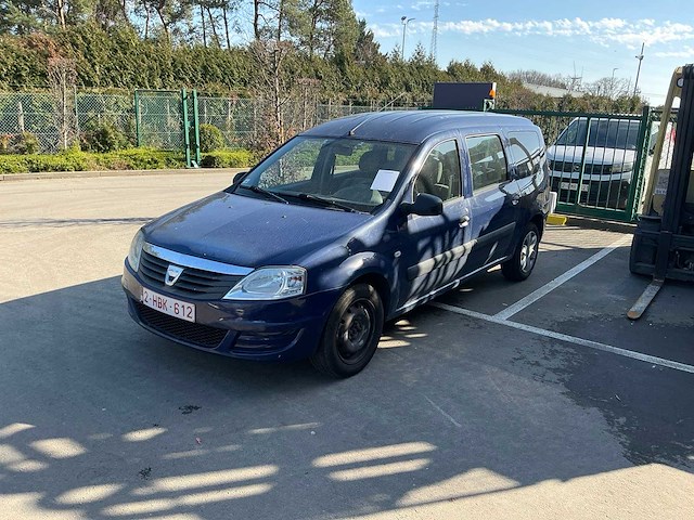 Dacia logan personenauto - afbeelding 1 van  15