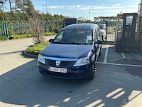 Dacia logan personenauto - afbeelding 8 van  15