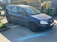 Dacia logan personenauto - afbeelding 11 van  15