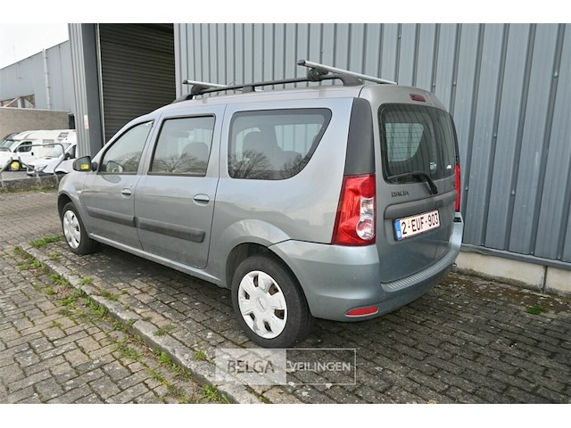 Dacia logan - afbeelding 8 van  11