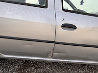 Dacia logan - afbeelding 11 van  12