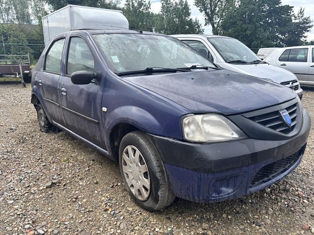 Dacia logan - afbeelding 3 van  8