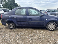 Dacia logan - afbeelding 4 van  8
