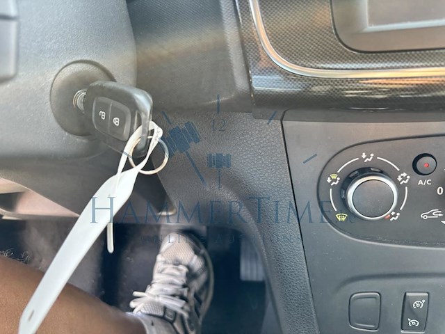Dacia sandero 0.9 tce laureate easy-r, 2017 - afbeelding 10 van  38
