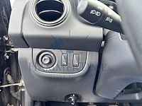 Dacia sandero 0.9 tce laureate (eu6.2), 2019 - afbeelding 15 van  36