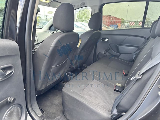 Dacia sandero 0.9 tce laureate (eu6.2), 2019 - afbeelding 16 van  36
