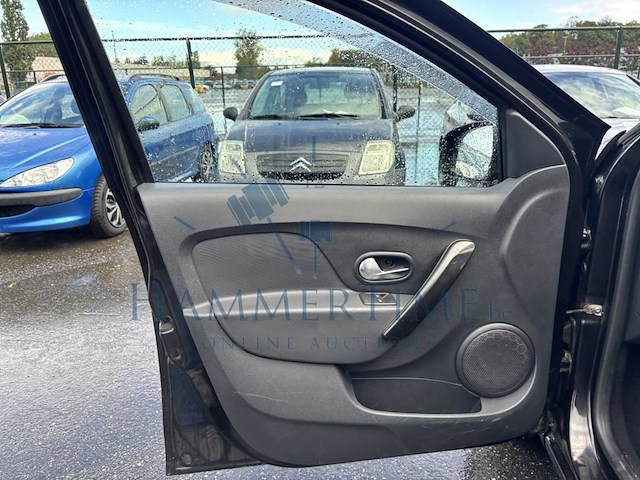 Dacia sandero 0.9 tce laureate (eu6.2), 2019 - afbeelding 36 van  36