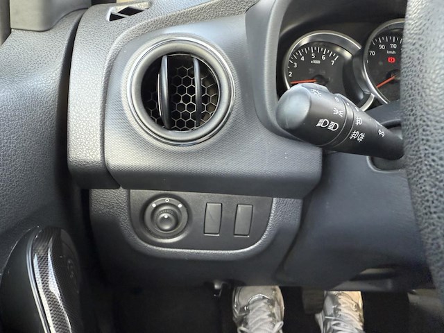 Dacia sandero 1 laureate, 2017 - afbeelding 8 van  24