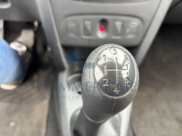 Dacia sandero 1.0i sce ambiance, 2018 - afbeelding 9 van  32