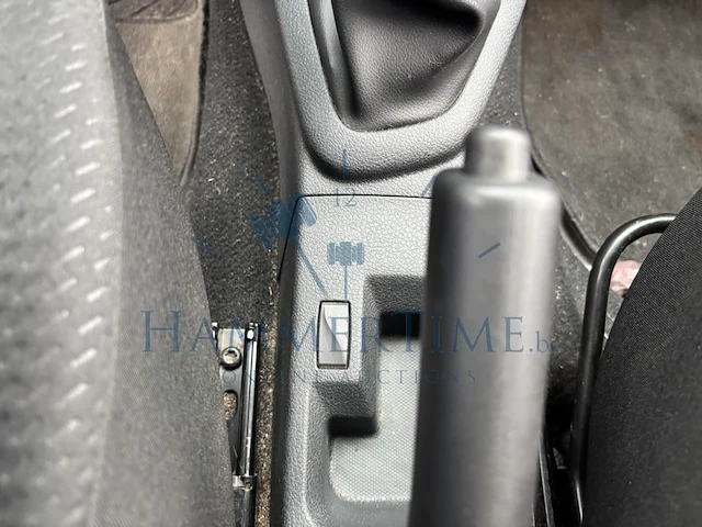 Dacia sandero 1.0i sce ambiance, 2018 - afbeelding 10 van  32