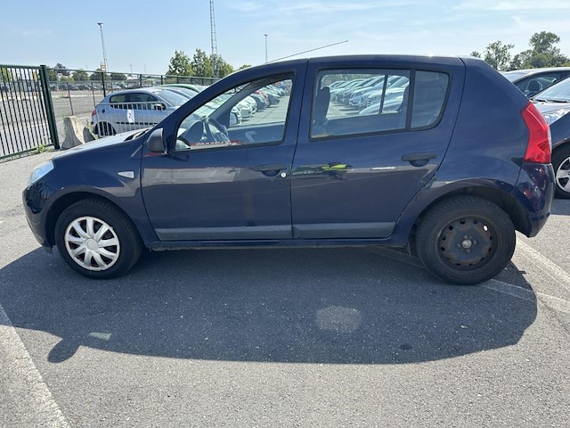 Dacia sandero 1.2i ambiance 75, 2010 - afbeelding 31 van  32