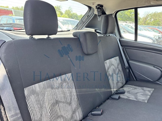 Dacia sandero 1.4i ambiance, 2009 - afbeelding 15 van  29