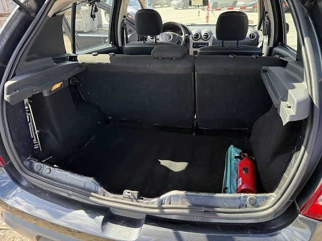 Dacia sandero, 2010 - afbeelding 15 van  36