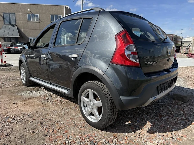 Dacia sandero, 2010 - afbeelding 34 van  36