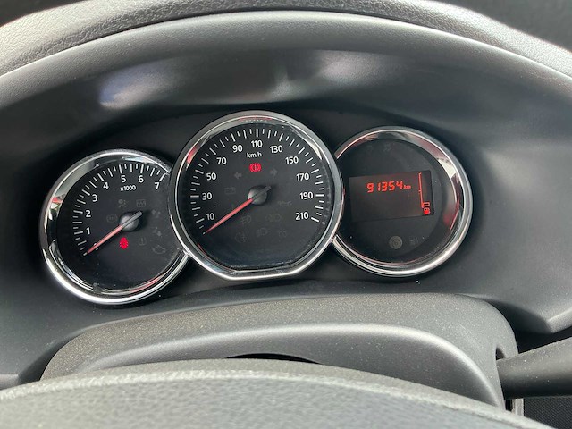 Dacia sandero personenauto - afbeelding 14 van  14