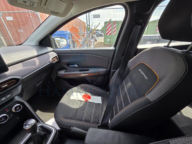 Dacia sandero stepway 1.0 tce plus 91, 2021 - afbeelding 24 van  38
