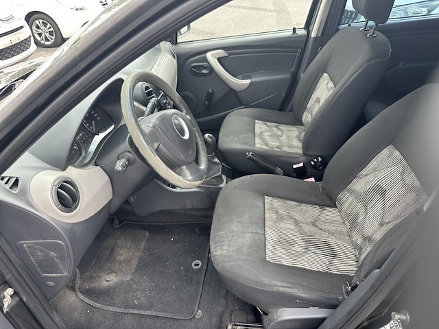 Dacia sandero,2011 - afbeelding 27 van  28