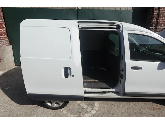 Dacia sd - afbeelding 9 van  22