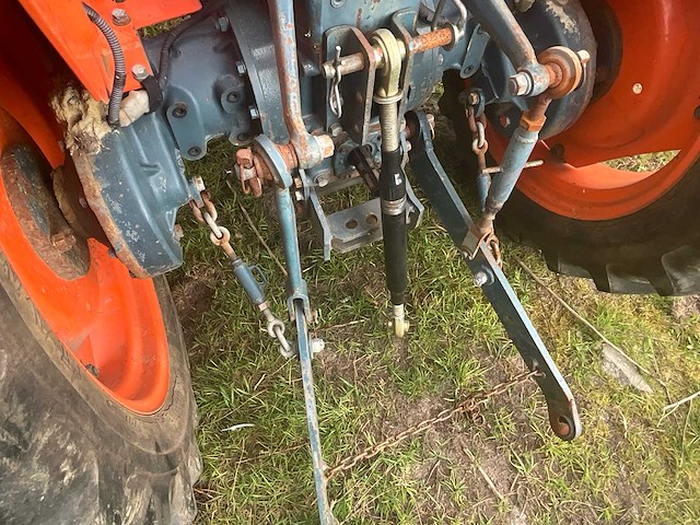 Daedong met voorlader - minitractor - afbeelding 9 van  17