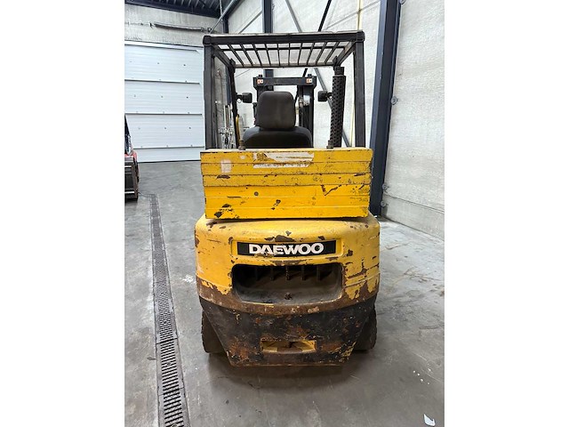 Daewoo - 2005 - d30s - vorkheftruck - afbeelding 3 van  18