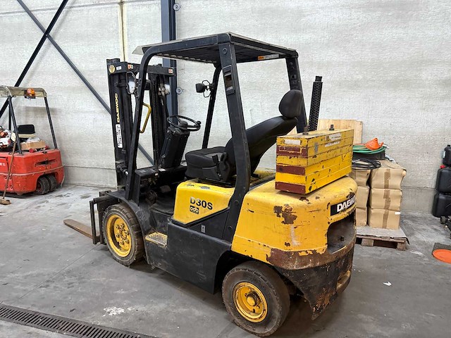 Daewoo - 2005 - d30s - vorkheftruck - afbeelding 1 van  6